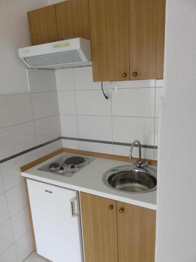 Apartmani Mm Starigrad Paklenica Esterno foto